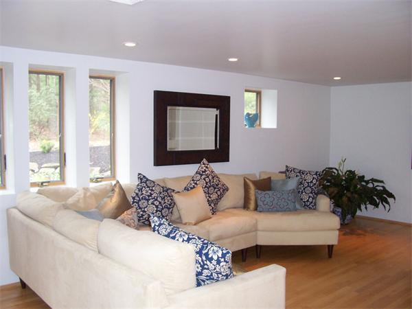 172 Upland Road Sharon, MA 02067 - Photo 7 of 15 Gallery Image 7