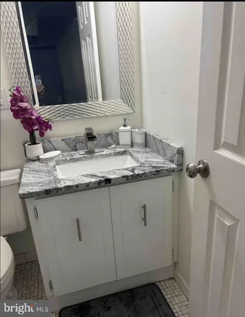 $2,700 | 16 Township Line Road, Elkins Park, PA 19027