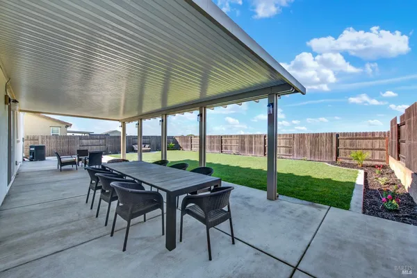 $799,000 | 5025 Ellis Godfrey Drive, Fairfield, CA 94533