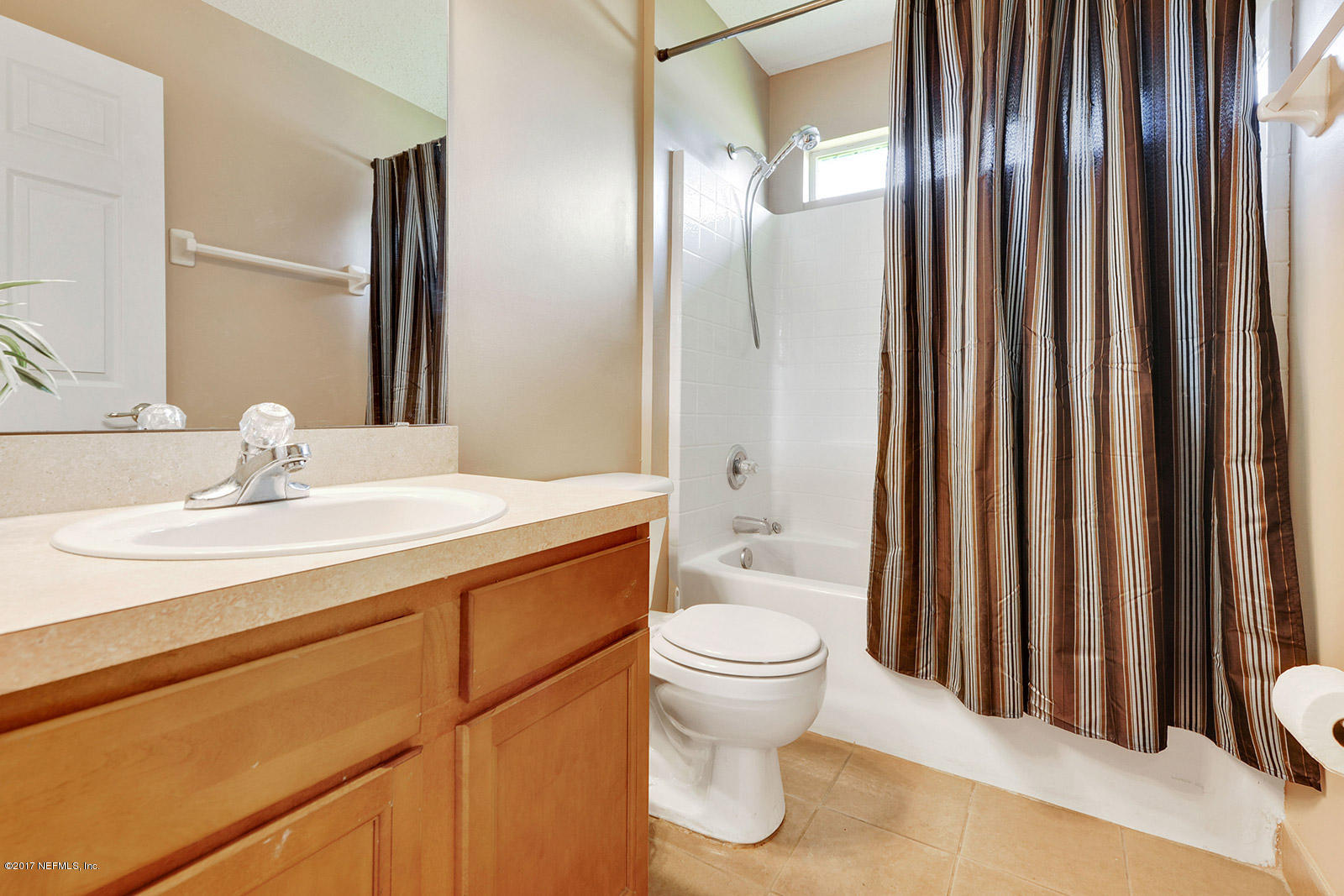 11826 Crooked River Road Jacksonville, FL 32219 - Photo 20 of 28 2nd Bathroom