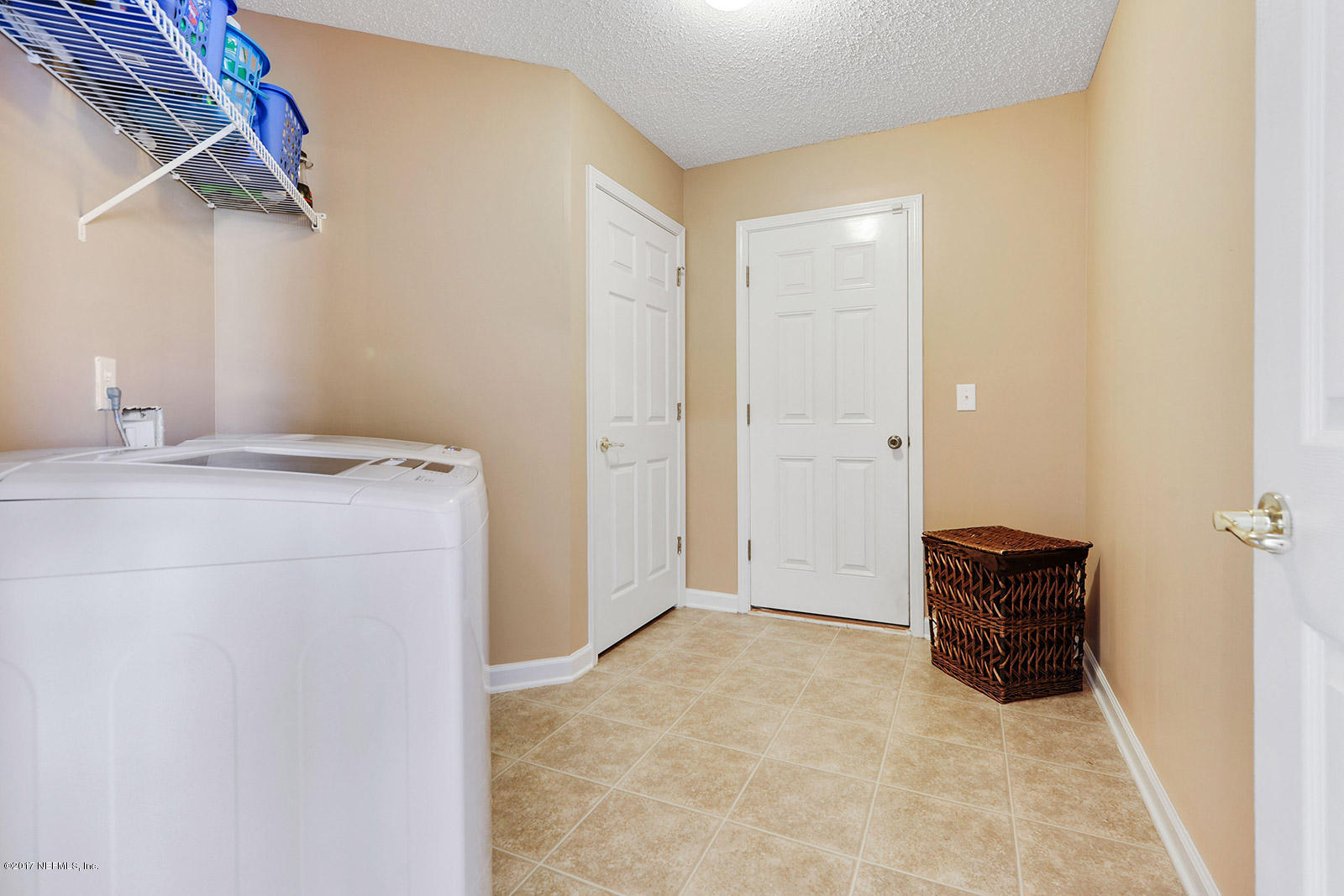 11826 Crooked River Road Jacksonville, FL 32219 - Photo 22 of 28 Big Laundry Room