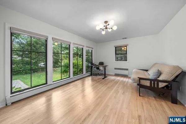 $9,500 | 107 Highland Avenue, Ridgewood, NJ 07450