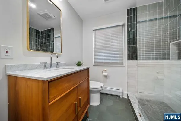 $9,500 | 107 Highland Avenue, Ridgewood, NJ 07450