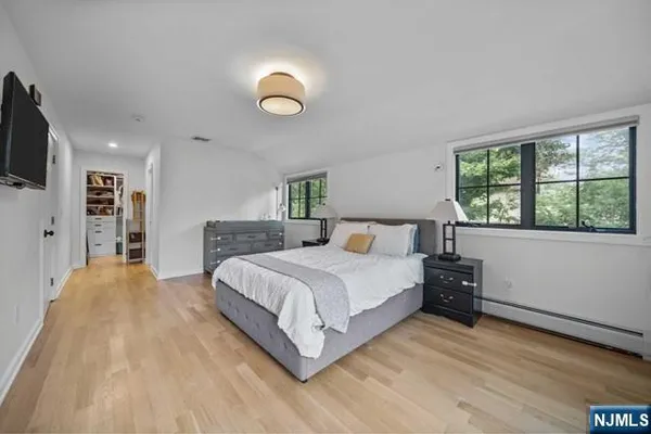 $9,500 | 107 Highland Avenue, Ridgewood, NJ 07450