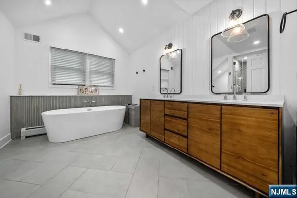 $9,500 | 107 Highland Avenue, Ridgewood, NJ 07450