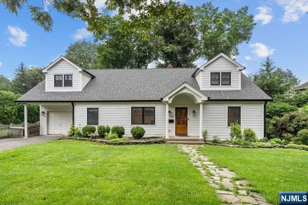 $9,500 | 107 Highland Avenue, Ridgewood, NJ 07450