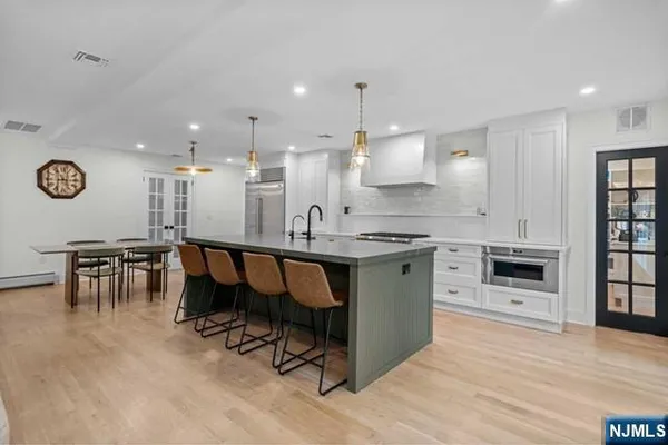 $9,500 | 107 Highland Avenue, Ridgewood, NJ 07450