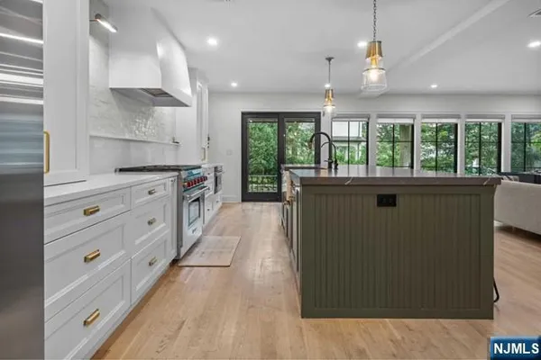 $9,500 | 107 Highland Avenue, Ridgewood, NJ 07450