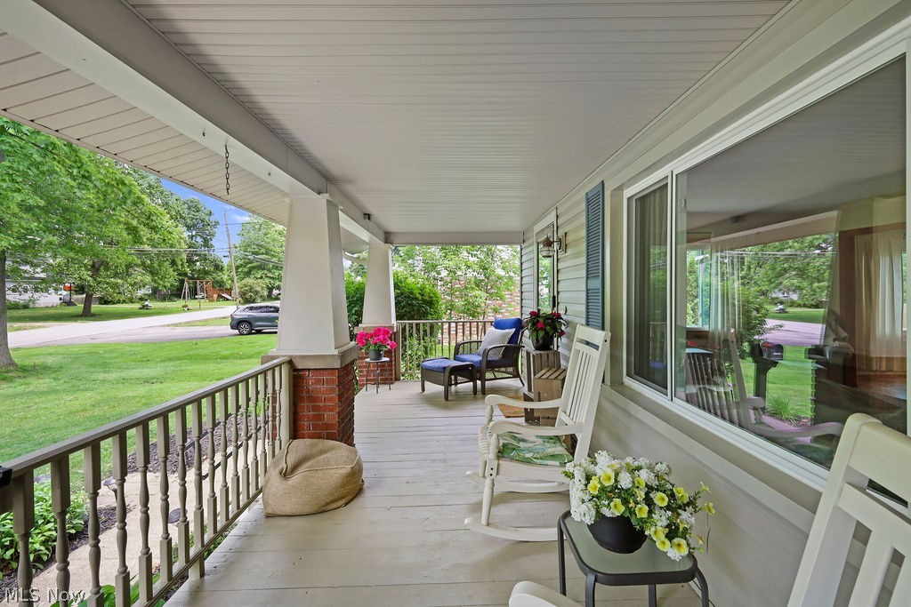 3909 Vira Road Stow, OH 44224 - Photo 8 of 49 Front Porch