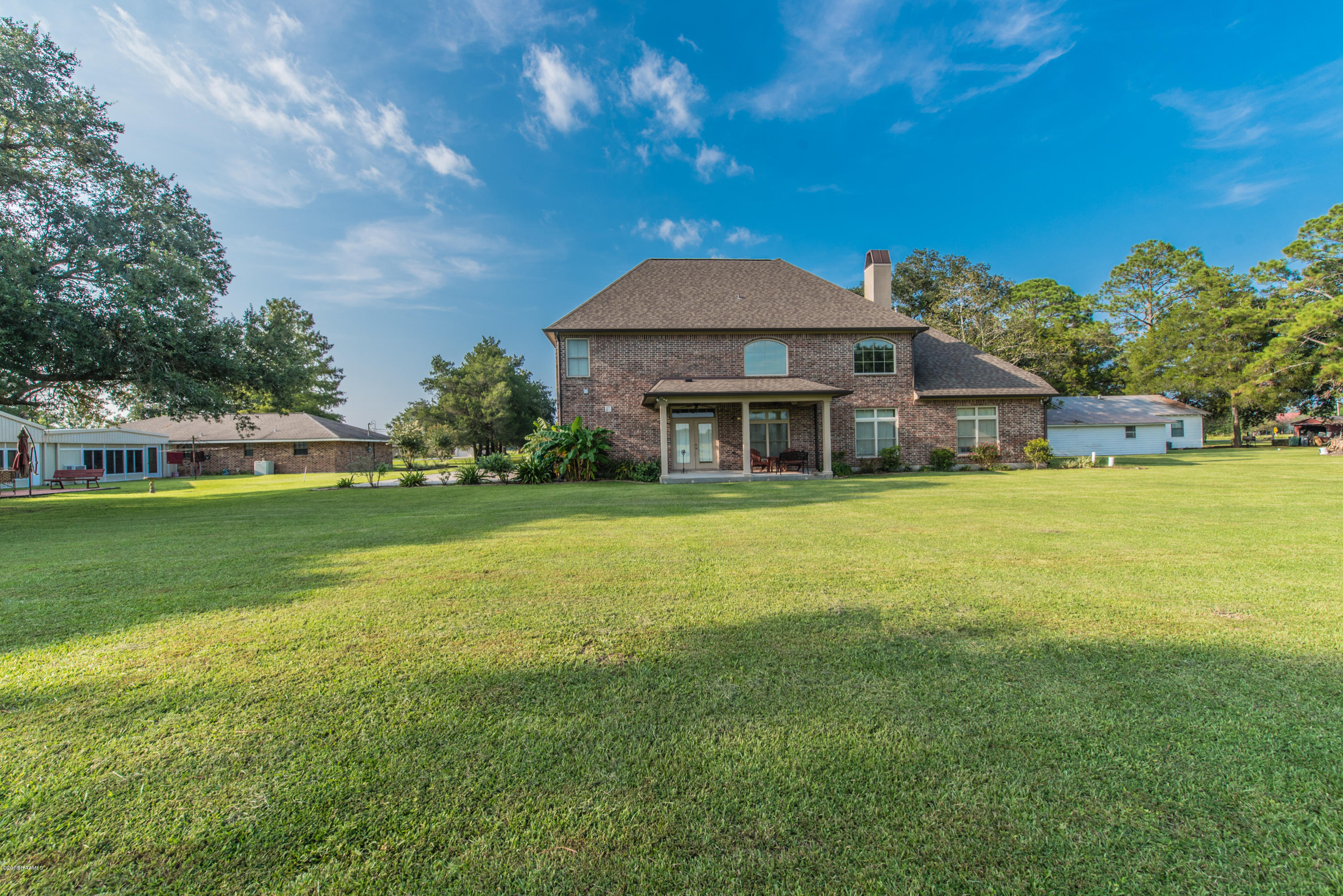 1192 Guidry Road Breaux Bridge, LA 70517 - Photo 8 of 47 Gallery Image 8