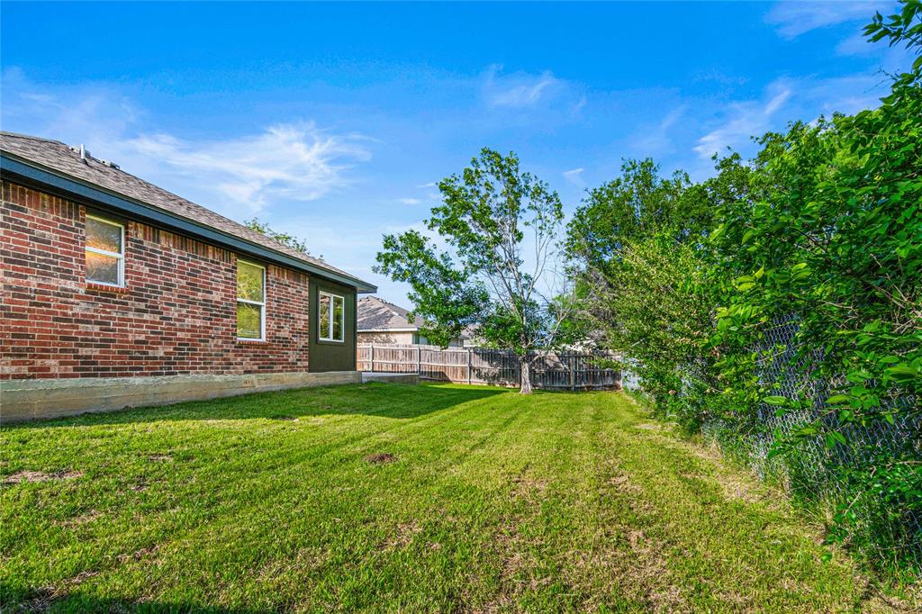 2040 Comal Street Waco, TX 76708 - Photo 34 of 39