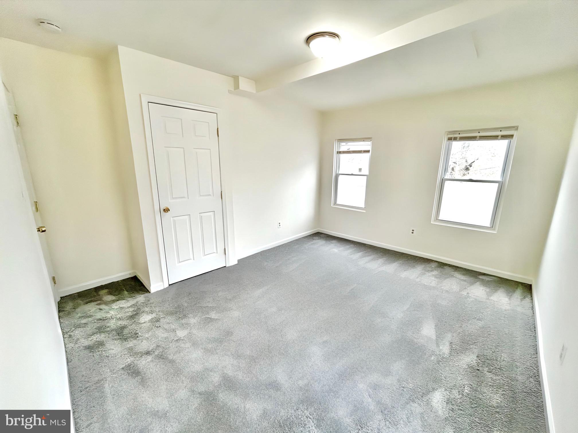 2000 McHenry Street Baltimore, MD 21223 - Photo 13 of 20 an empty room with windows