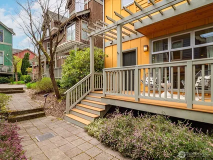 $617,000 | 2363 South McClellan Street, Seattle, WA 98144
