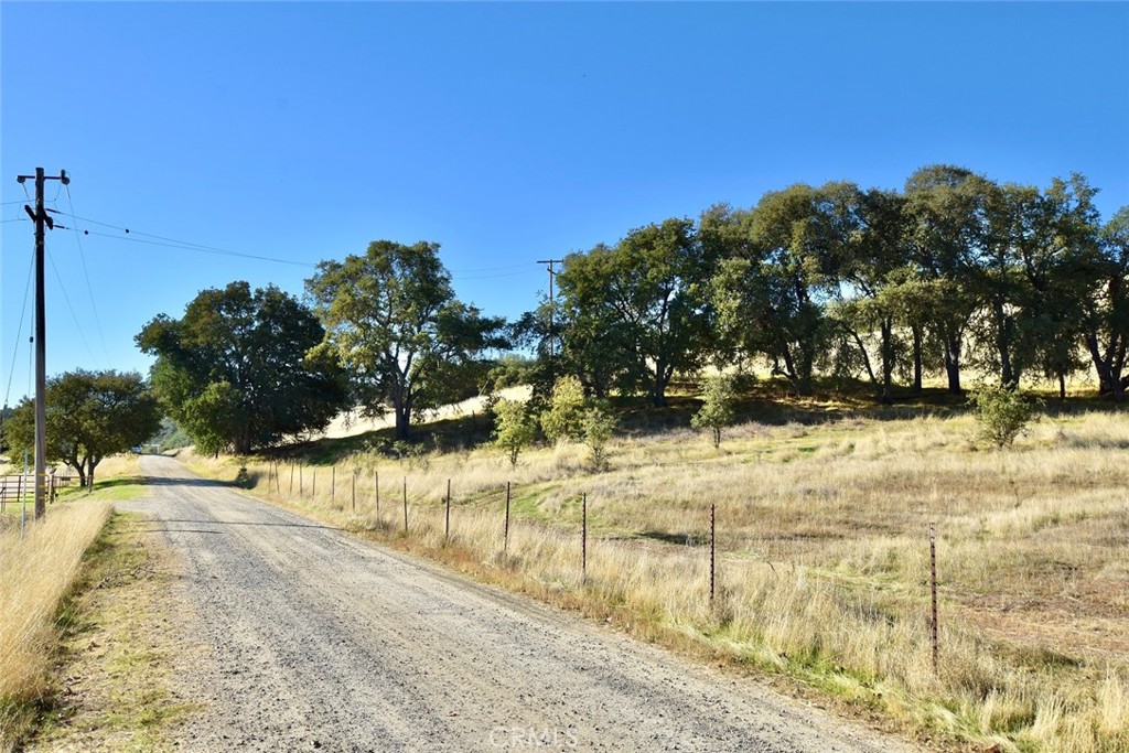 75200 Interlake Road Bradley, CA 93426 - Photo 11 of 30