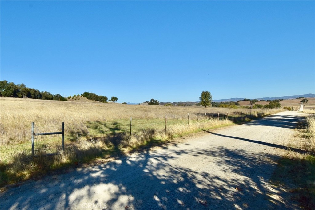 75200 Interlake Road Bradley, CA 93426 - Photo 25 of 30