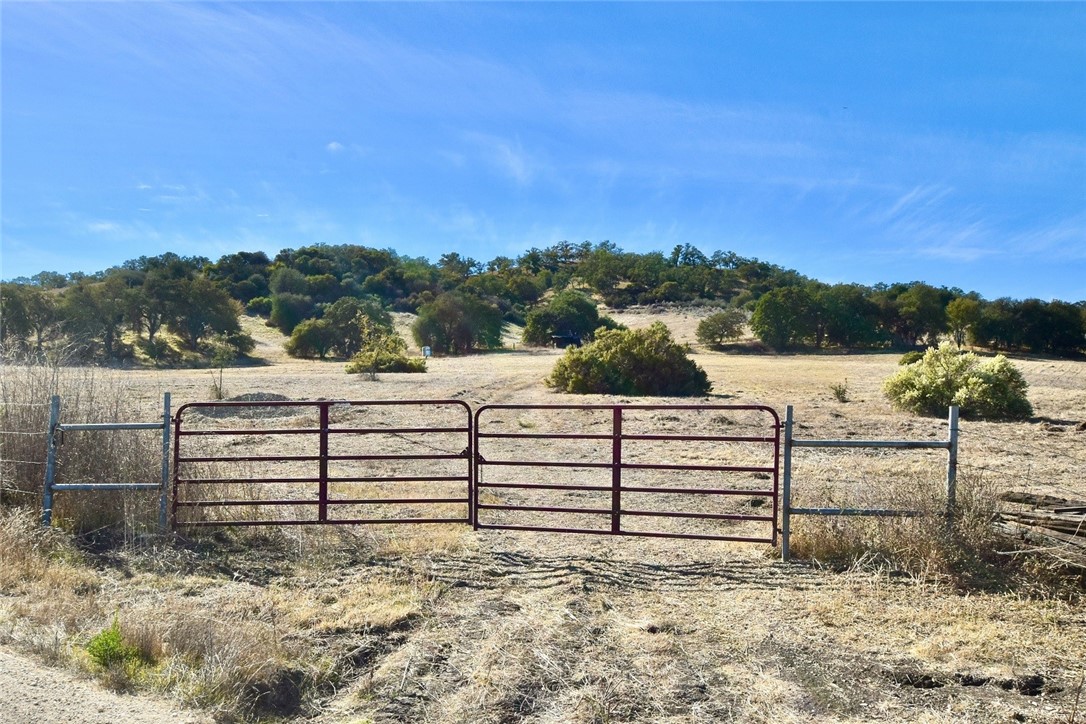 75200 Interlake Road Bradley, CA 93426 - Photo 26 of 30