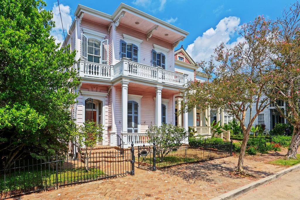 3213 Chestnut Street New Orleans, LA 70115 - Photo 1 of 1