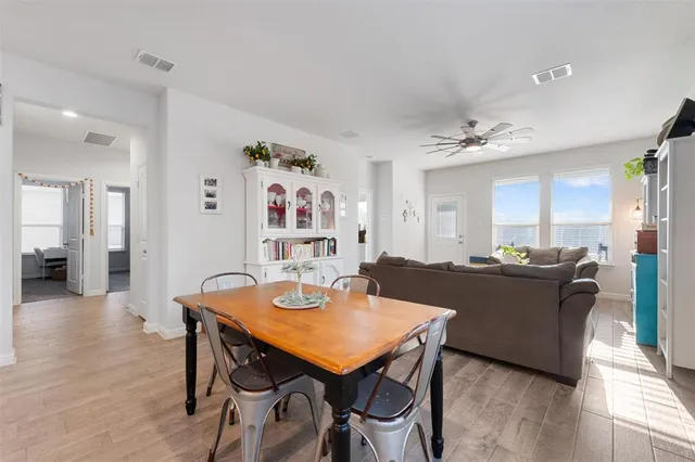 $288,000 | 128 Birch Frst Lane, Boyd, TX 76023