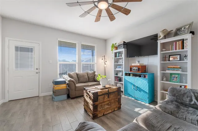 $288,000 | 128 Birch Frst Lane, Boyd, TX 76023