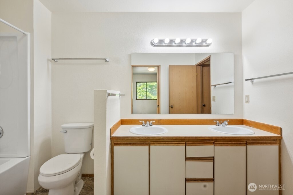 127 Union Avenue Northeast Renton, WA 98059 - Photo 19 of 26