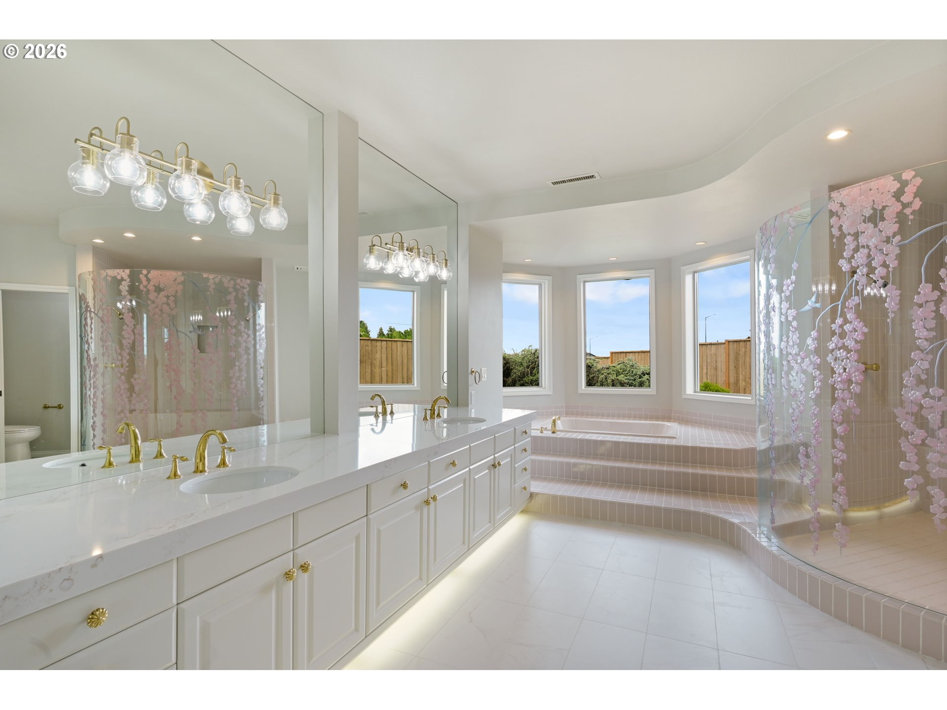 3010 Northwest 18th Avenue Camas, WA 98607 - Photo 22 of 48 Owner's Suite Bathroom