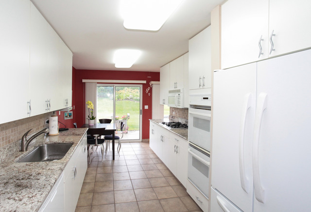 417 Milford Road Deerfield, IL 60015 - Photo 8 of 25