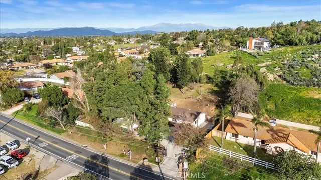 $799,900 | 16930 Washington Street, Riverside, CA 92504