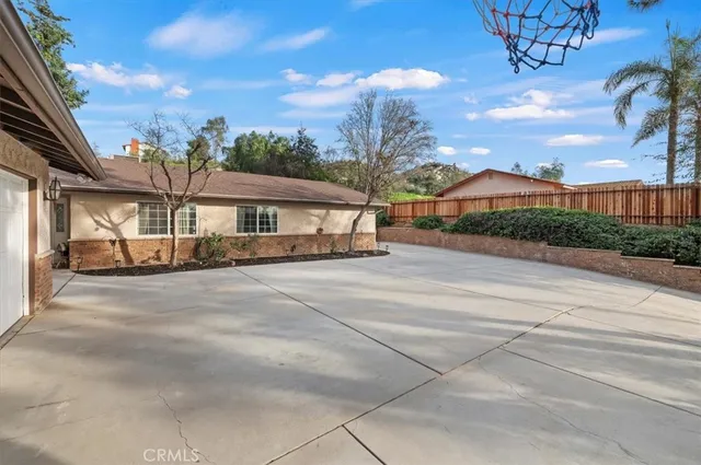 $799,900 | 16930 Washington Street, Riverside, CA 92504