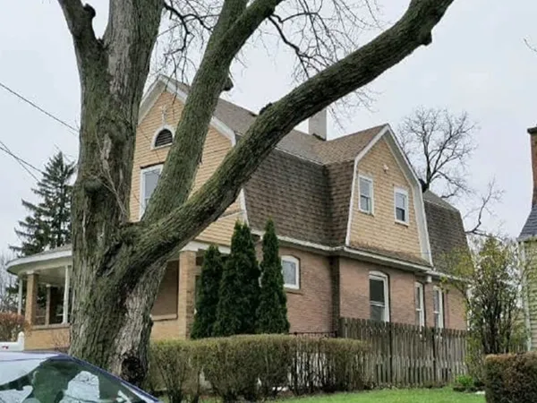 $326,500 | 558 North Crystal Avenue, Elgin, IL 60123
