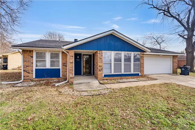 $129,900 | 952 Crescent Drive, Independence, KS 67301