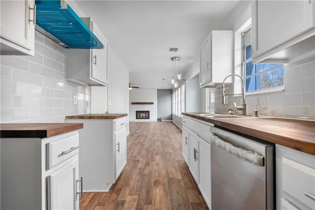 $129,900 | 952 Crescent Drive, Independence, KS 67301