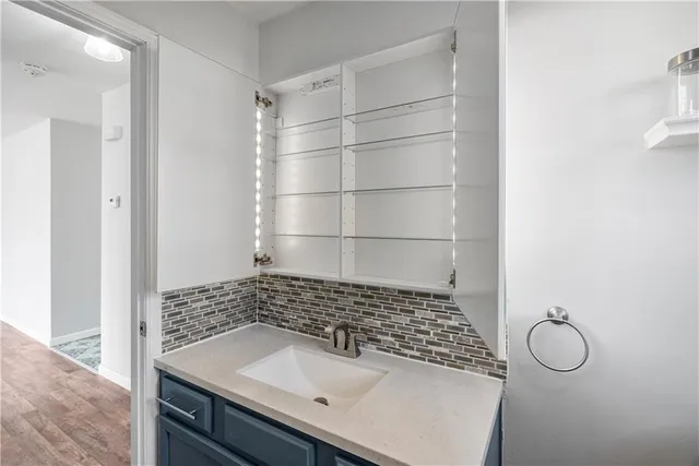 $129,900 | 952 Crescent Drive, Independence, KS 67301