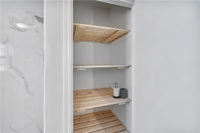 $129,900 | 952 Crescent Drive, Independence, KS 67301