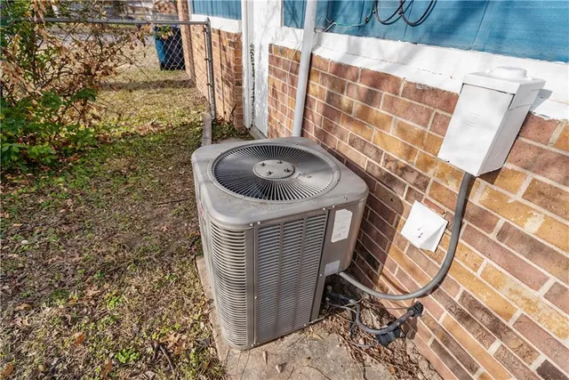 $129,900 | 952 Crescent Drive, Independence, KS 67301