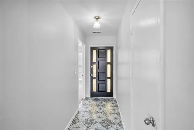 $129,900 | 952 Crescent Drive, Independence, KS 67301