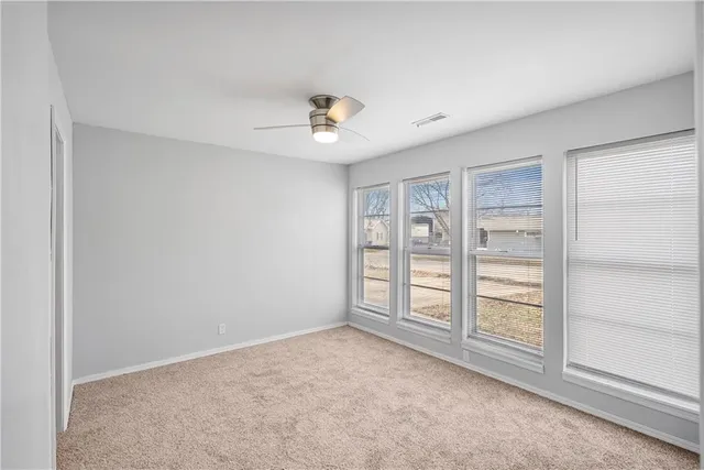 $129,900 | 952 Crescent Drive, Independence, KS 67301