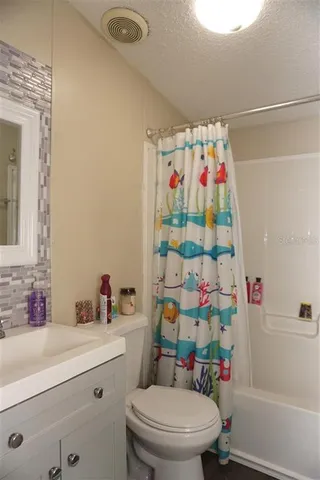 $198,900 | 5012 South Orwell Point, Homosassa, FL 34446