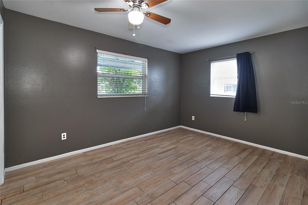 831 Lakeside Drive Largo, FL 33778 - Photo 22 of 43