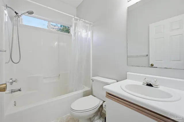 $230,000 | 211 Wildflower Lane, Pensacola, FL 32514