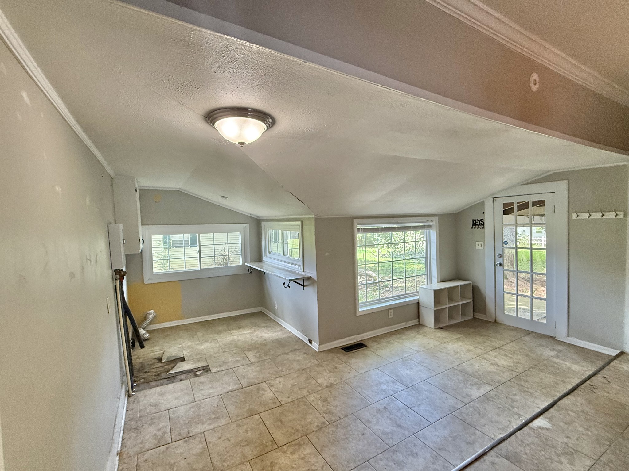604 South Main Street St. Joseph, TN 38481 - Photo 5 of 10 a view of an empty room with a window