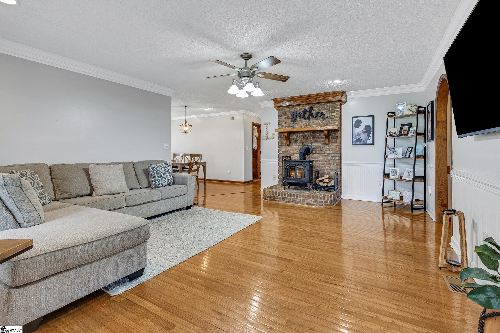 1265 Woods Chapel Road Duncan, SC 29334 - Photo 6 of 25