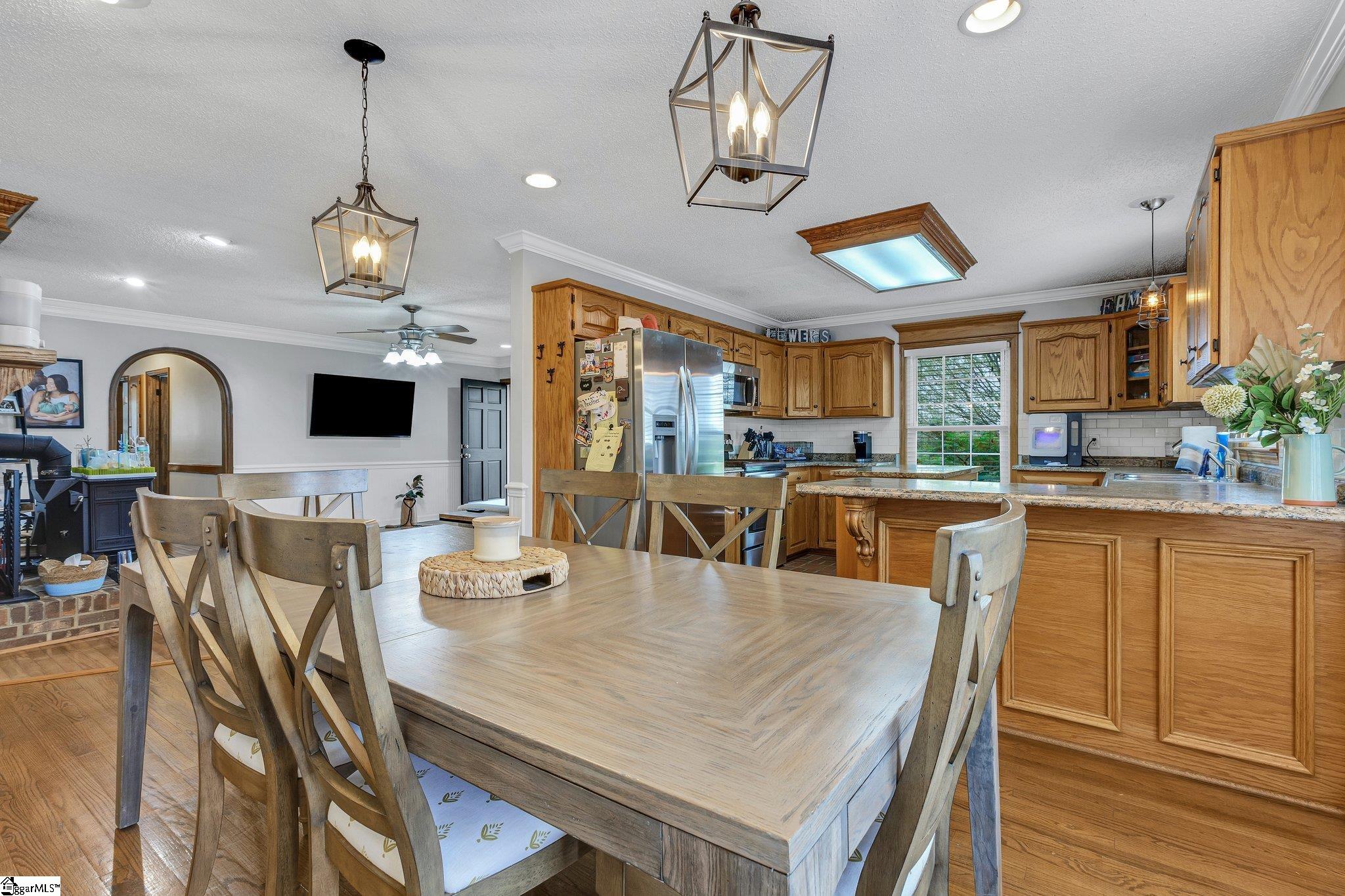 1265 Woods Chapel Road Duncan, SC 29334 - Photo 8 of 25