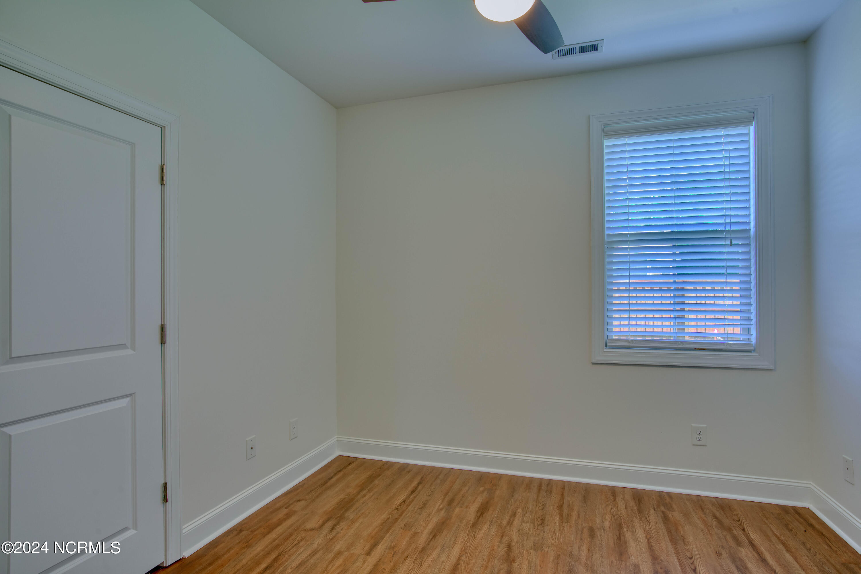 204 East Ridge Court Jacksonville, NC 28540 - Photo 12 of 40 204 E. Ridge Ct - Interiors - Edited_12