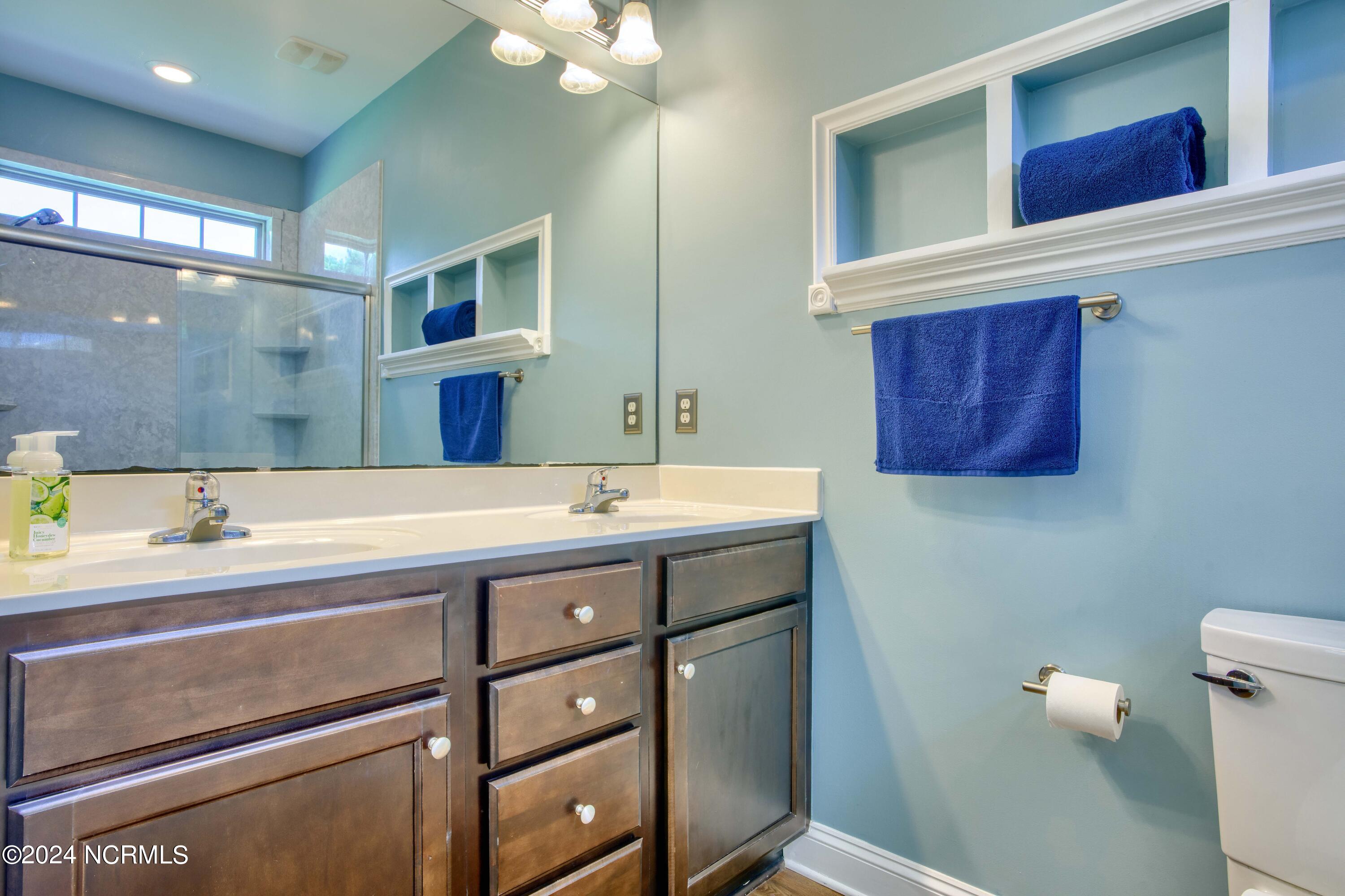 204 East Ridge Court Jacksonville, NC 28540 - Photo 18 of 40 204 E. Ridge Ct - Interiors - Edited_15