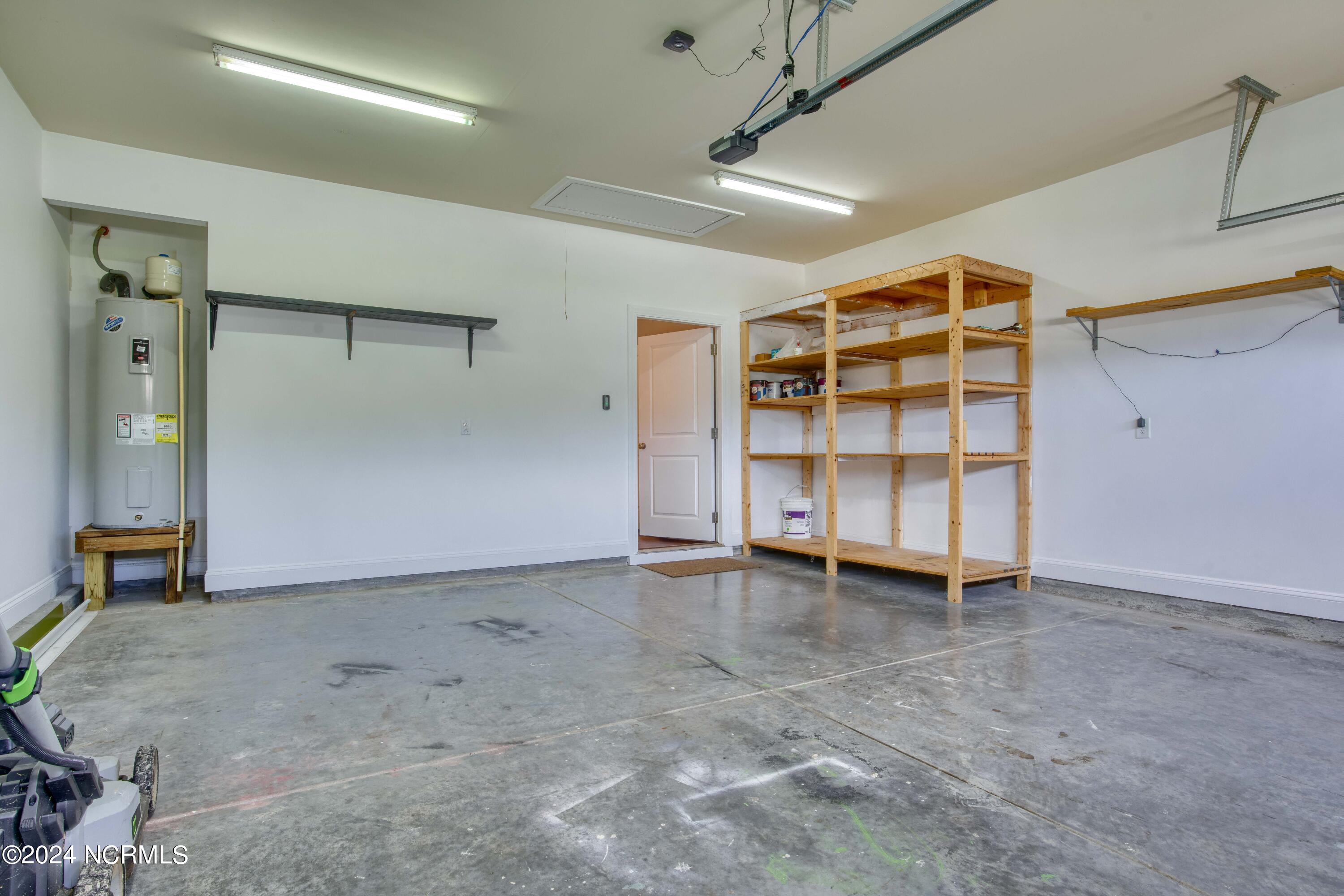 204 East Ridge Court Jacksonville, NC 28540 - Photo 20 of 40 204 E. Ridge Ct - Interiors - Edited_18