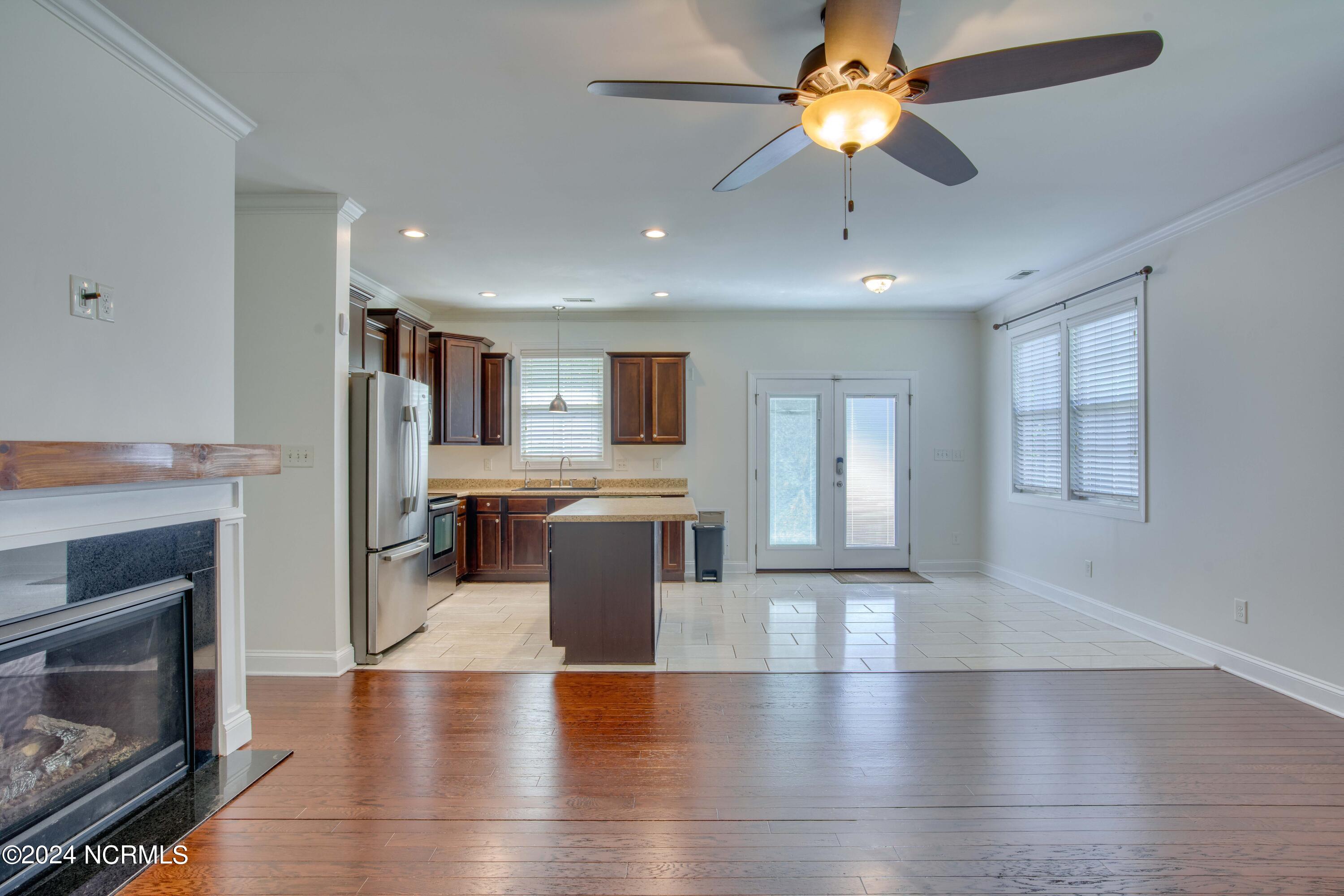 204 East Ridge Court Jacksonville, NC 28540 - Photo 2 of 40 204 E. Ridge Ct - Interiors - Edited