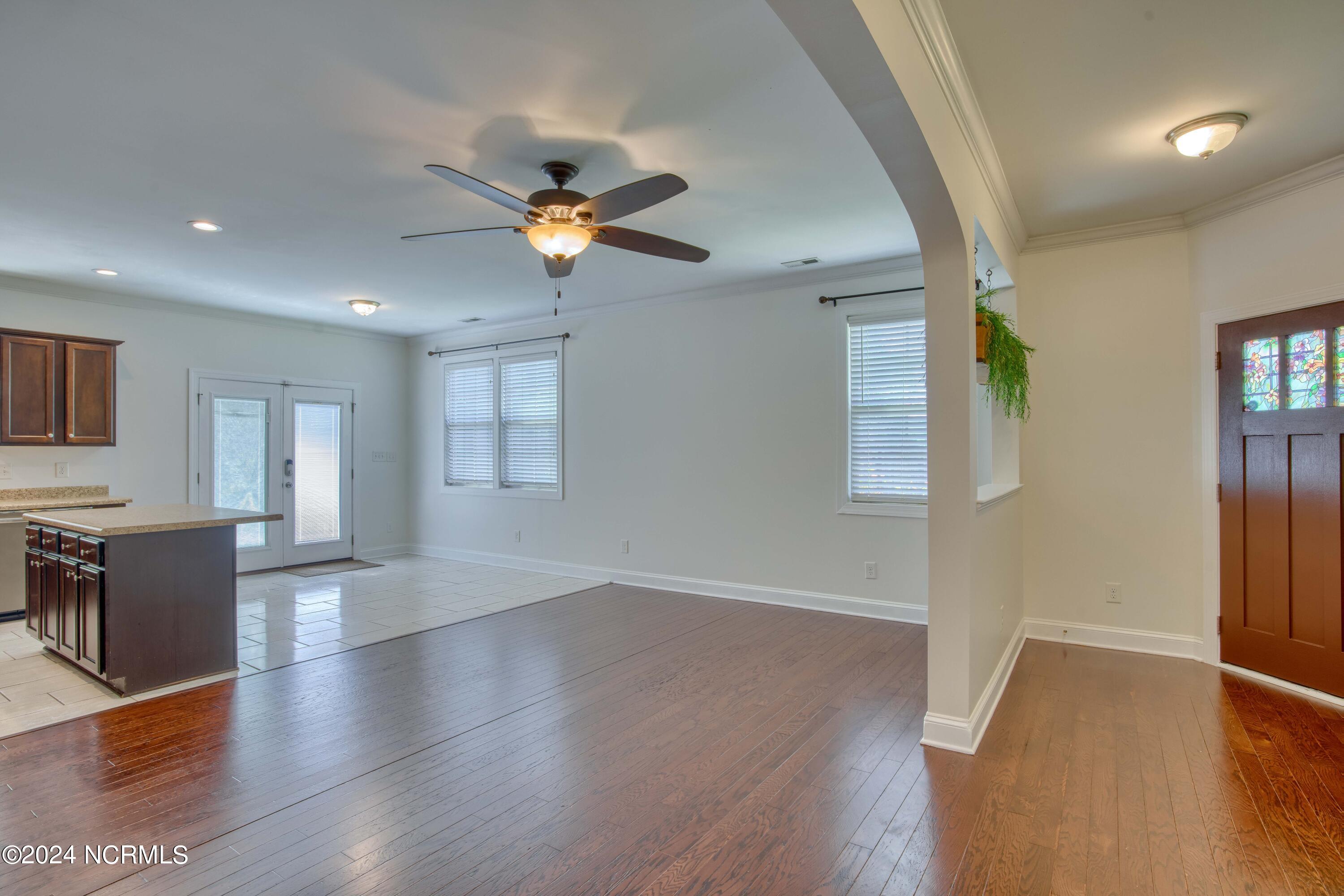 204 East Ridge Court Jacksonville, NC 28540 - Photo 4 of 40 204 E. Ridge Ct - Interiors - Edited_2