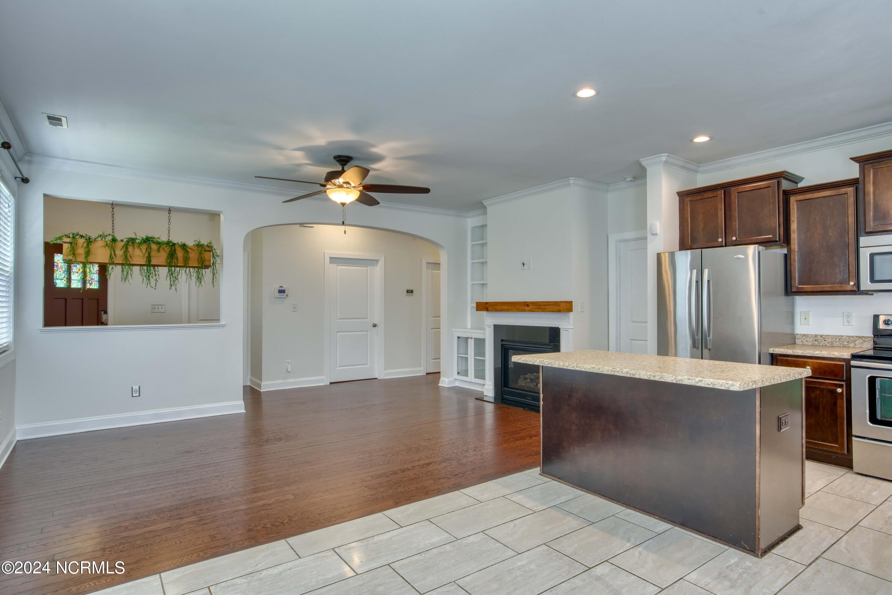 204 East Ridge Court Jacksonville, NC 28540 - Photo 9 of 40 204 E. Ridge Ct - Interiors - Edited_7