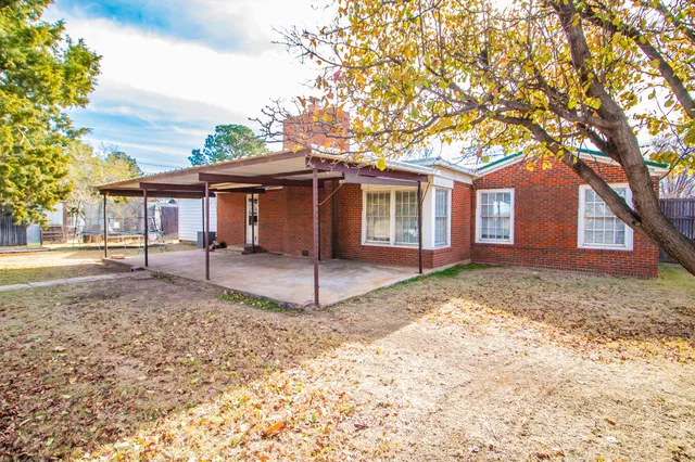 $185,000 | 716 West Mississippi Street, Floydada, TX 79235