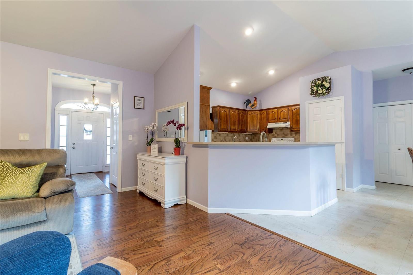 130 Pleasant Ridge Drive Edwardsville, IL 62025 - Photo 17 of 36 Gallery Image 17